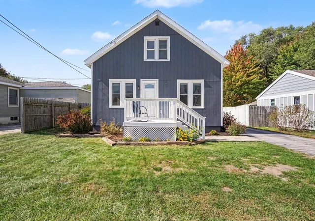 Photo 1 of Sale Pending at 18829 174th Avenue, Spring Lake, MI 49456 | MLS# 71026052991 | Listing updated on 2026-10-13