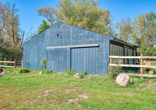 Photo 35 of Single family home for sale at 575 E Dansville Rd, Dansville, MI 48819 | MLS# 20261080605 | Listing updated on 2026-10-19