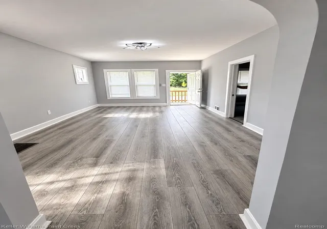 Photo 3 of Single family home for sale at 10066 Nottingham Rd, Detroit, MI 48224 | MLS# 20261080606 | Listing updated on 2026-10-25