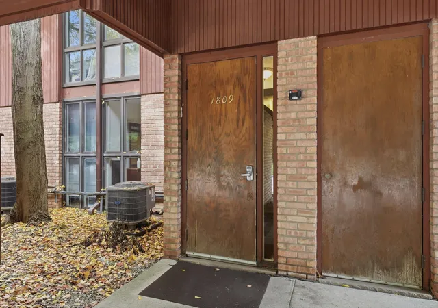 Listing Photo 1 - Condo for sale in building located at 1809 Independence Blvd, Ann Arbor, MI 48104 - Unit #15B