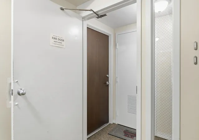 Listing Photo 4 - Condo for sale in building located at 1809 Independence Blvd, Ann Arbor, MI 48104 - Unit #15B
