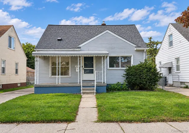 Photo 2 of Single family home for sale at 23789 Harding Ave, Hazel Park, MI 48030 | MLS# 20261080636 | Listing updated on 2026-10-12