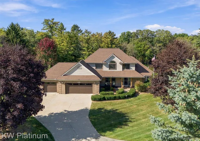 Photo 1 of Single family home for sale at 3215 Lindsay Ln, Port Huron, MI 48060 | MLS# 20261080641 | Listing updated on 2026-10-14