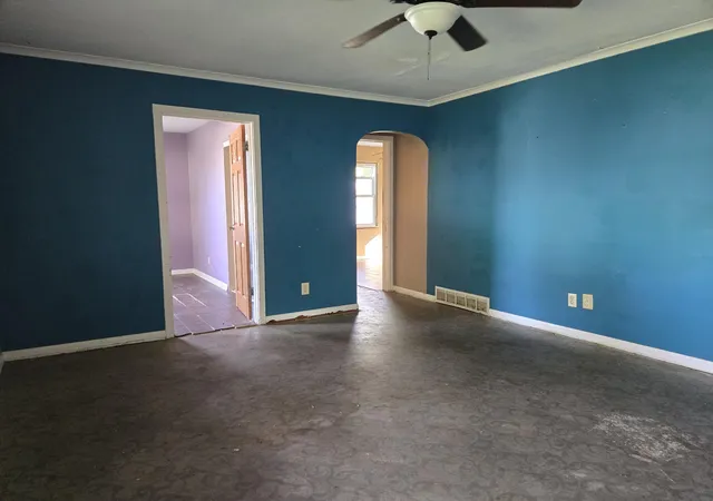 Photo 3 of Single family home for sale at 2613 S Monroe St, Bay City, MI 48708 | MLS# 64026053011 | Listing updated on 2026-10-05