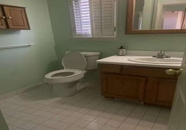 Listing Photo 4 - Condo for sale in building located at 13 Canfield Cir, Dearborn Heights, MI 48127