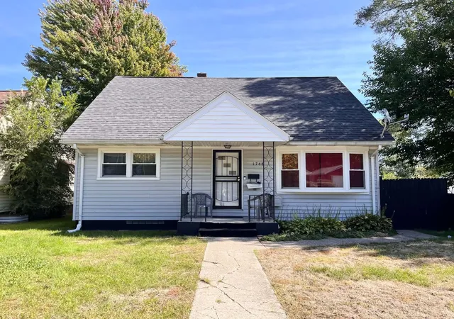 Photo 1 of Single family home for sale at 1768 Hudson St, Muskegon, MI 49441 | MLS# 71026053035 | Listing updated on 2026-10-28
