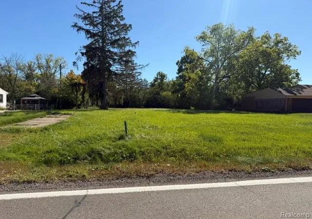 Photo 2 of Land for sale at 9205 Church Rd, Grosse Ile, MI 48138 | MLS# 20261080667 | Listing updated on 2026-10-06