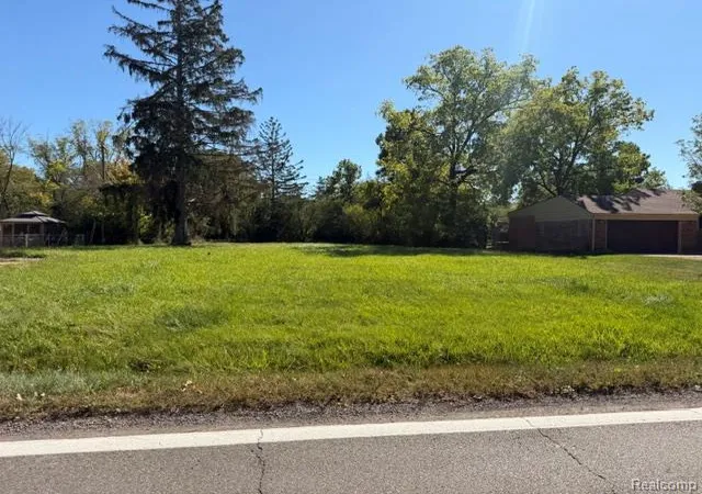 Photo 3 of Land for sale at 9205 Church Rd, Grosse Ile, MI 48138 | MLS# 20261080667 | Listing updated on 2026-10-06