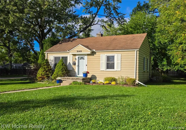 Single family home for sale at 30409 Brentwood St, Southfield, MI 48076 | MLS# 20261080676