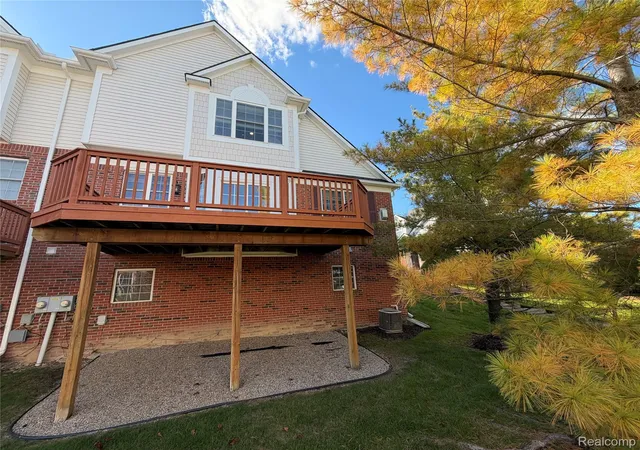 Photo 3 of Condo for sale at 29274 Douglas Dr, Novi, MI 48377 | MLS# 20261080682 | Listing updated on 2026-10-21
