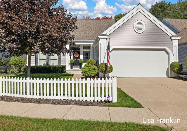 Photo 1 of Condo for sale at 17797 Woodcreek Ln, Spring Lake, MI 49456 | MLS# 71026053067 | Listing updated on 2026-10-20
