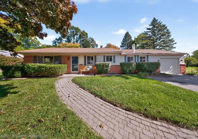 Photo 3 of Single family home for sale at 41881 Quince Dr, Novi, MI 48375 | MLS# 20261080687 | Listing updated on 2026-10-12