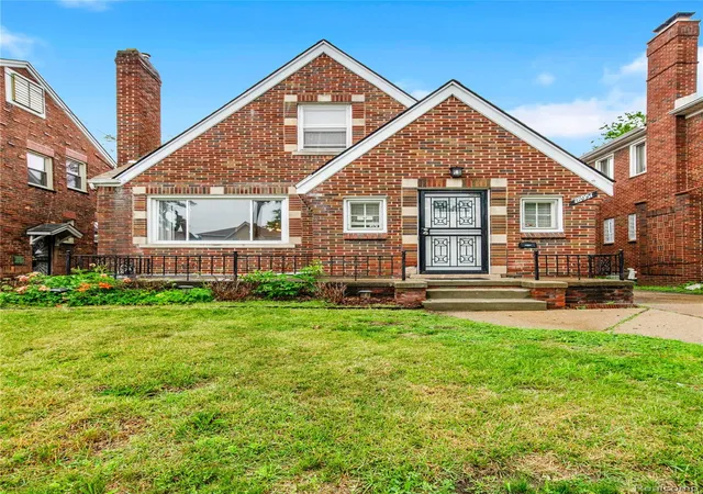 Photo 1 of Sale Pending at 18951 Santa Rosa Dr, Detroit, MI 48221 | MLS# 20261080689 | Listing updated on 2026-10-09