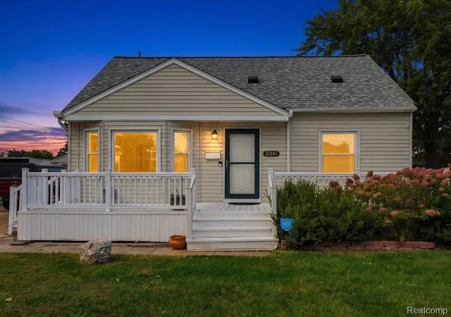Photo 1 of Single family home for sale at 31244 Krauter Ave, Garden City, MI 48135 | MLS# 20261080710 | Listing updated on 2026-10-09
