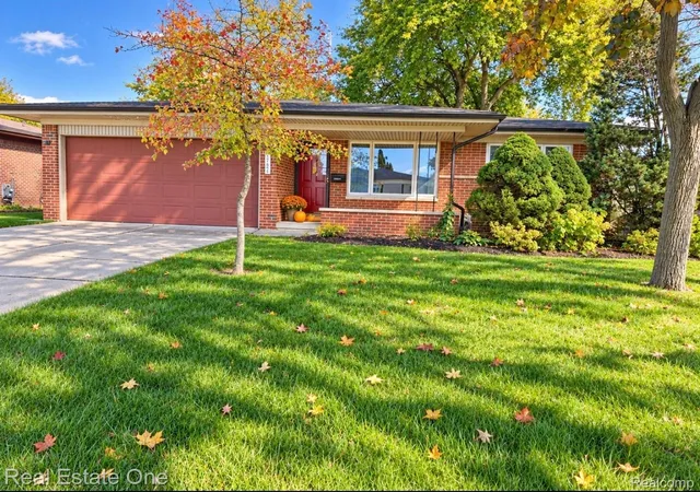 Photo 1 of Single family home for sale at 36424 Clifford Dr, Sterling Heights, MI 48312 | MLS# 20261080721 | Listing updated on 2026-10-07