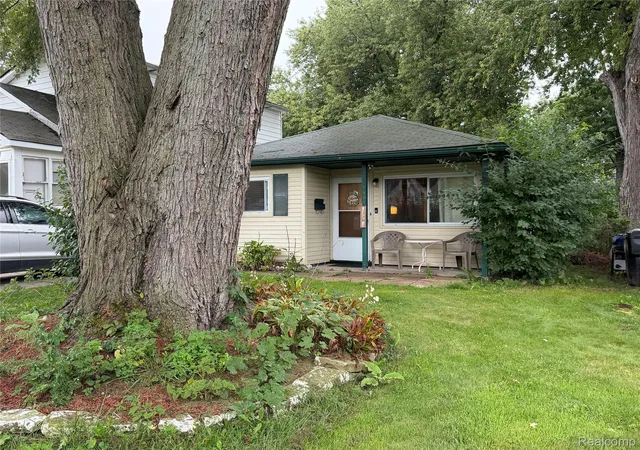 Photo 1 of Single family home for sale at 15549 Winston, Redford, MI 48239 | MLS# 20261080723 | Listing updated on 2026-10-07