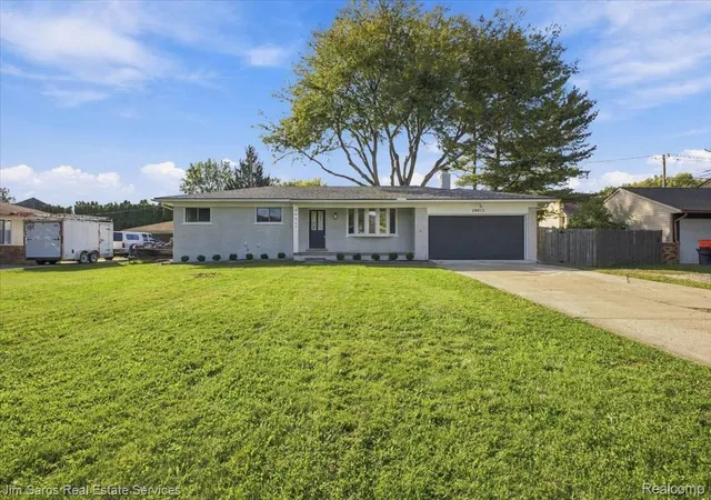 Photo 2 of Single family home for sale at 39917 Bridgeview St, Harrison Township, MI 48045 | MLS# 20261080736 | Listing updated on 2026-10-12