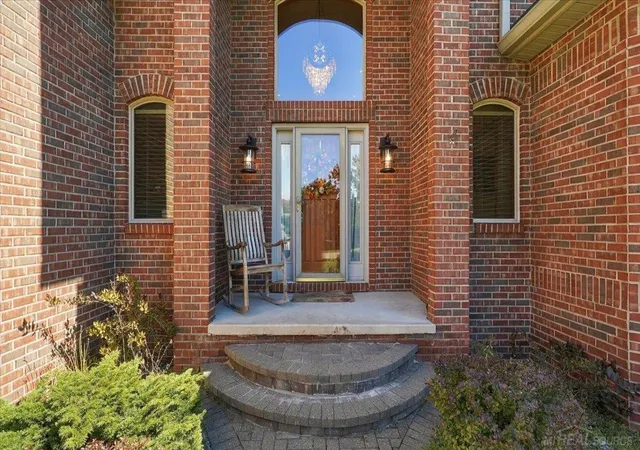 Photo 3 of Single family home for sale at 530 East Ct, Saint Clair, MI 48079 | MLS# 58050223935 | Listing updated on 2026-10-11