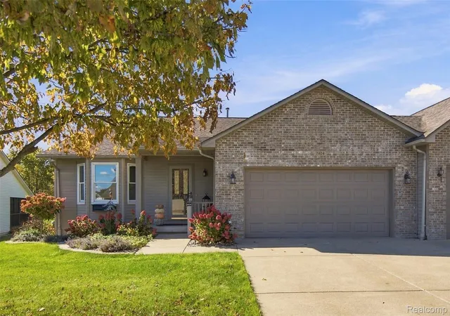 Photo 1 of Condo for sale at 7404 Cross Crk Dr, Swartz Creek, MI 48473 | MLS# 20261080743 | Listing updated on 2026-10-09