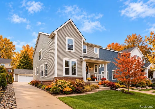 Photo 1 of Single family home for sale at 708 Hickory St, Milford, MI 48381 | MLS# 20261080751 | Listing updated on 2026-10-12