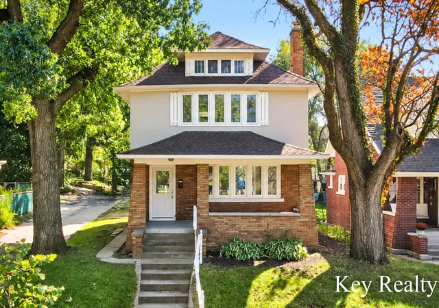 Photo 1 of Sale Pending at 1242 Alexander St Se, Grand Rapids, MI 49506 | MLS# 65026053104 | Listing updated on 2026-10-23