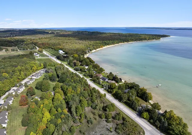 Photo 3 of Condo for sale at 11255 E Fort Rd, Suttons Bay, MI 49682 | MLS# 78080074268 | Listing updated on 2026-10-09