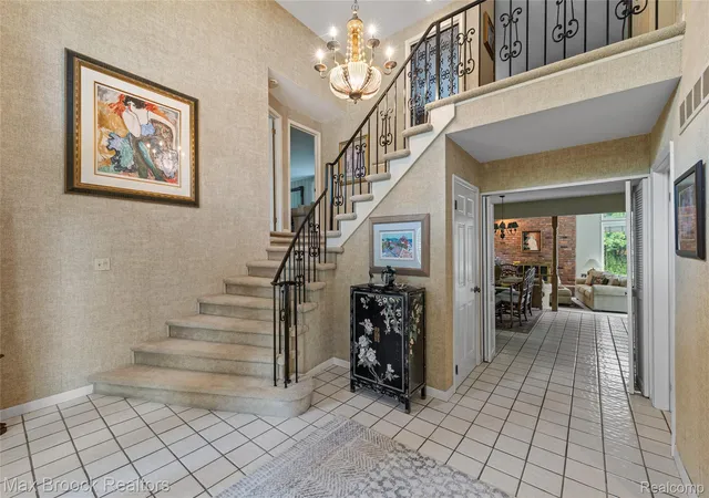 Photo 3 of Single family home for sale at 3265 Bloomfield Shore Dr, West Bloomfield, MI 48323 | MLS# 20261080773 | Listing updated on 2026-10-18