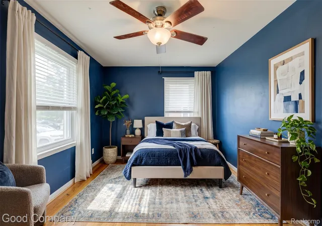 Photo 4 of Single family home for sale at 1921 Mcdonald Ave, Royal Oak, MI 48073 | MLS# 20261080790 | Listing updated on 2026-10-07