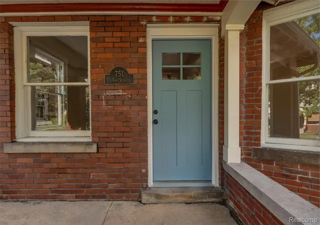 Photo 3 of Single family home for sale at 751 Van Dyke St, Detroit, MI 48214 | MLS# 20261080801 | Listing updated on 2026-10-10