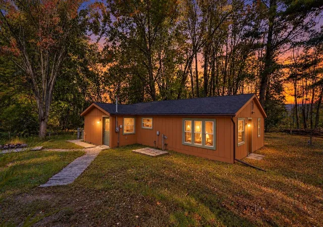Photo 1 of Single family home for sale at 4201 10th Avenue, Sears, MI 49679 | MLS# 78080074274 | Listing updated on 2026-10-09