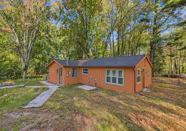 Photo 3 of Single family home for sale at 4201 10th Avenue, Sears, MI 49679 | MLS# 78080074274 | Listing updated on 2026-10-09
