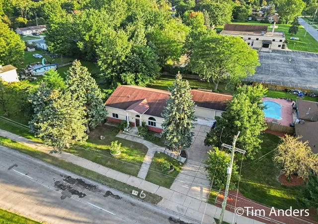 Photo 1 of Single family home for sale at 1240 44th Street SE, Grand Rapids, MI 49508 | MLS# 65026053143 | Listing updated on 2026-10-29