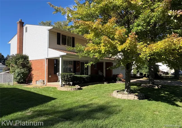 Photo 2 of Single family home for sale at 42213 Niagara Dr, Sterling Heights, MI 48313 | MLS# 20261080814 | Listing updated on 2026-10-12