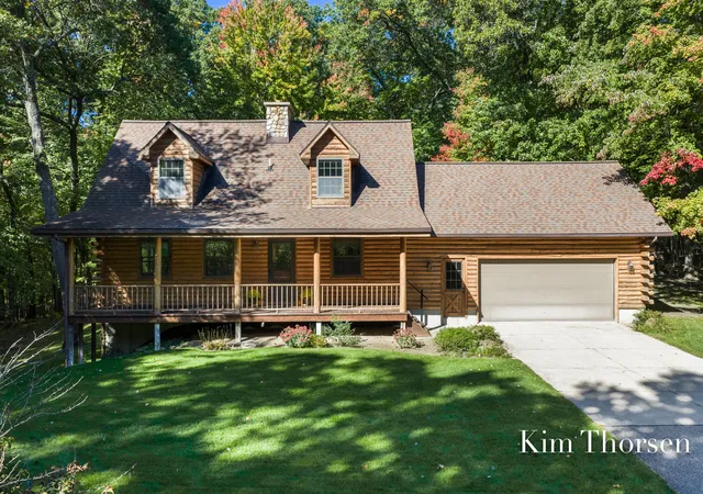 Photo 1 of Single family home for sale at 6263 Oak Valley Dr Ne, Belmont, MI 49306 | MLS# 65026053150 | Listing updated on 2026-10-12