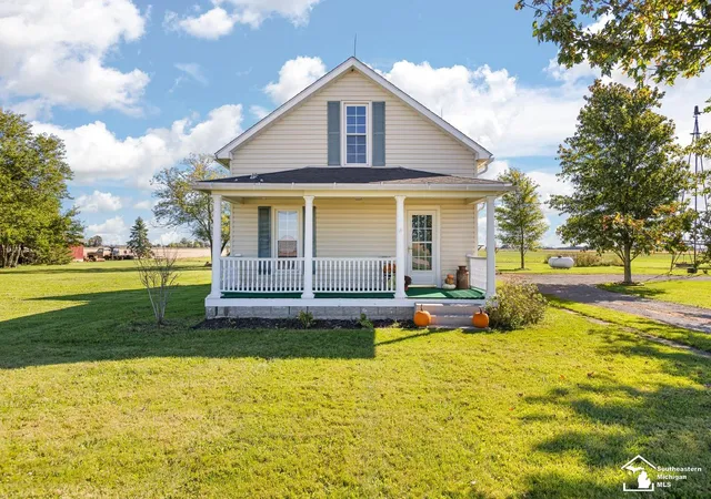 Single family home for sale at 12291 Thompson Hwy, Blissfield, MI 49228 | MLS# 57050223972