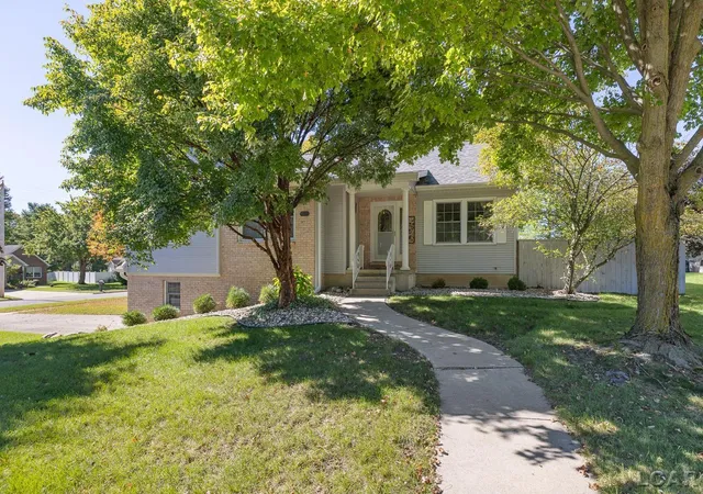 Photo 1 of Single family home for sale at 725 Clark St, Tecumseh, MI 49286 | MLS# 56050223973 | Listing updated on 2026-10-07