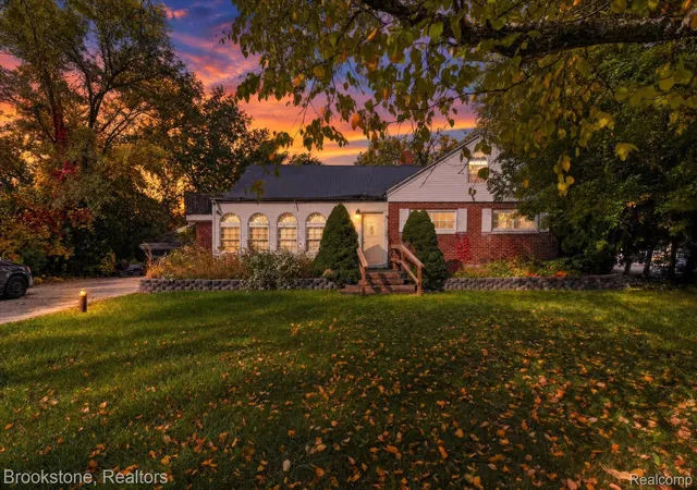 Single family home for sale at 1120 Schust Rd, Saginaw, MI 48604 | MLS# 20261080824