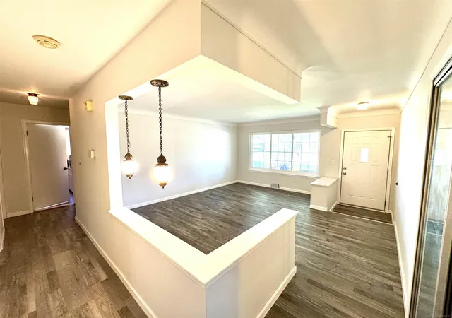 Photo 2 of Single family home for sale at 33535 Shelley Lynne Dr, Sterling Heights, MI 48312 | MLS# 58050223975 | Listing updated on 2026-10-12