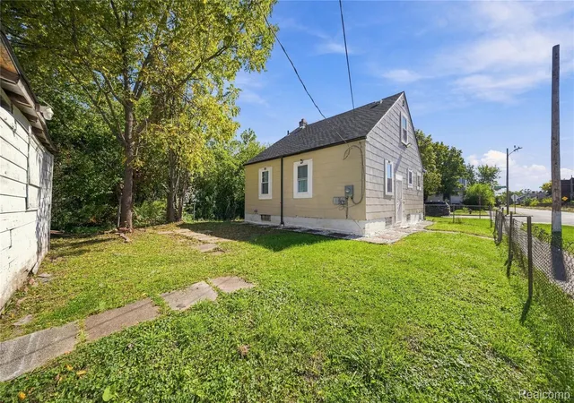 Photo 2 of Single family home for sale at 10430 Orangelawn St, Detroit, MI 48204 | MLS# 20261080829 | Listing updated on 2026-10-20