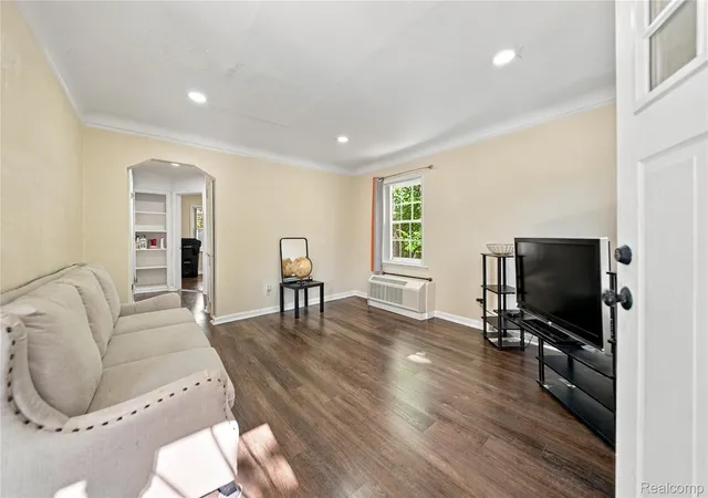 Photo 3 of Single family home for sale at 10430 Orangelawn St, Detroit, MI 48204 | MLS# 20261080829 | Listing updated on 2026-10-20