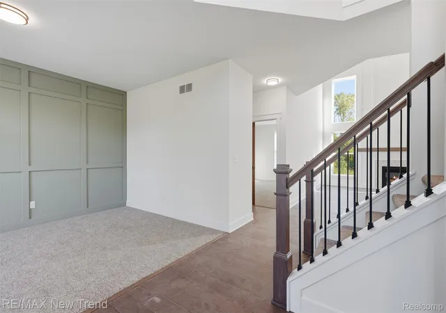 Photo 3 of Single family home for sale at 24488 Pembrooke Dr, South Lyon, MI 48178 | MLS# 20261080838 | Listing updated on 2026-10-08