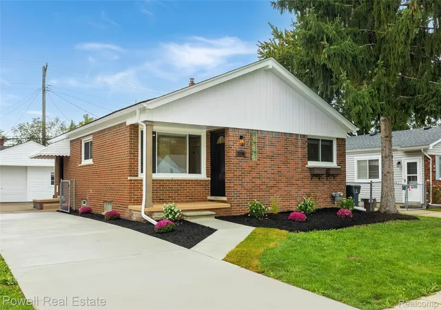 Photo 2 of Single family home for sale at 21706 Avalon St, Saint Clair Shores, MI 48080 | MLS# 20261080839 | Listing updated on 2026-10-07