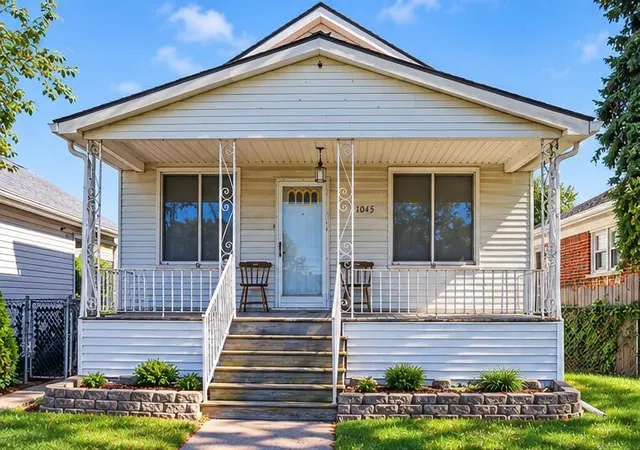 Photo 1 of Single family home for sale at 1045 5th Street, Wyandotte, MI 48192 | MLS# 81026053158 | Listing updated on 2026-10-06