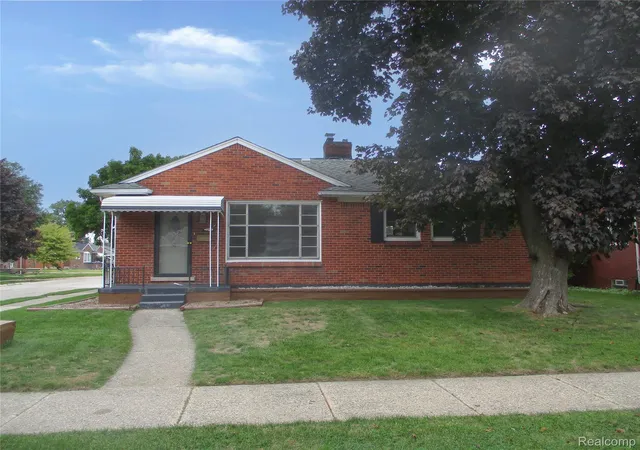 Photo 2 of Single family home for sale at 17905 Toepfer Dr, Eastpointe, MI 48021 | MLS# 20261080867 | Listing updated on 2026-10-07