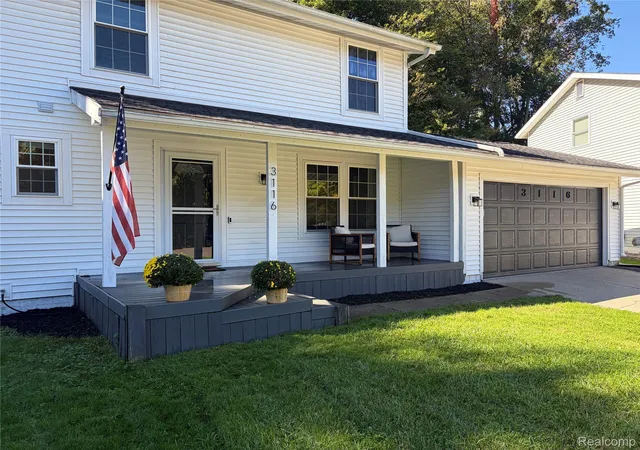 Photo 1 of Sale Pending at 3116 Scarborough Rd, Lansing, MI 48910 | MLS# 20261080901 | Listing updated on 2026-10-15