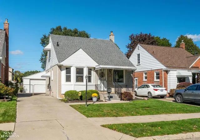Photo 2 of Single family home for sale at 20845 Sunnydale St, Saint Clair Shores, MI 48081 | MLS# 58050223996 | Listing updated on 2026-10-06