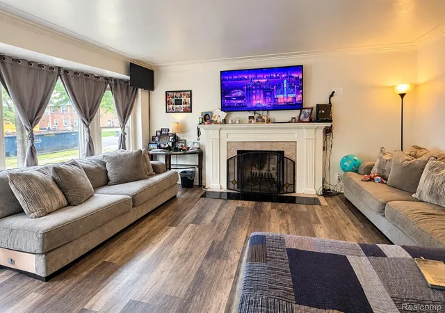 Photo 2 of Single family home for sale at 18086 Mendota St, Detroit, MI 48221 | MLS# 20261080929 | Listing updated on 2026-10-09