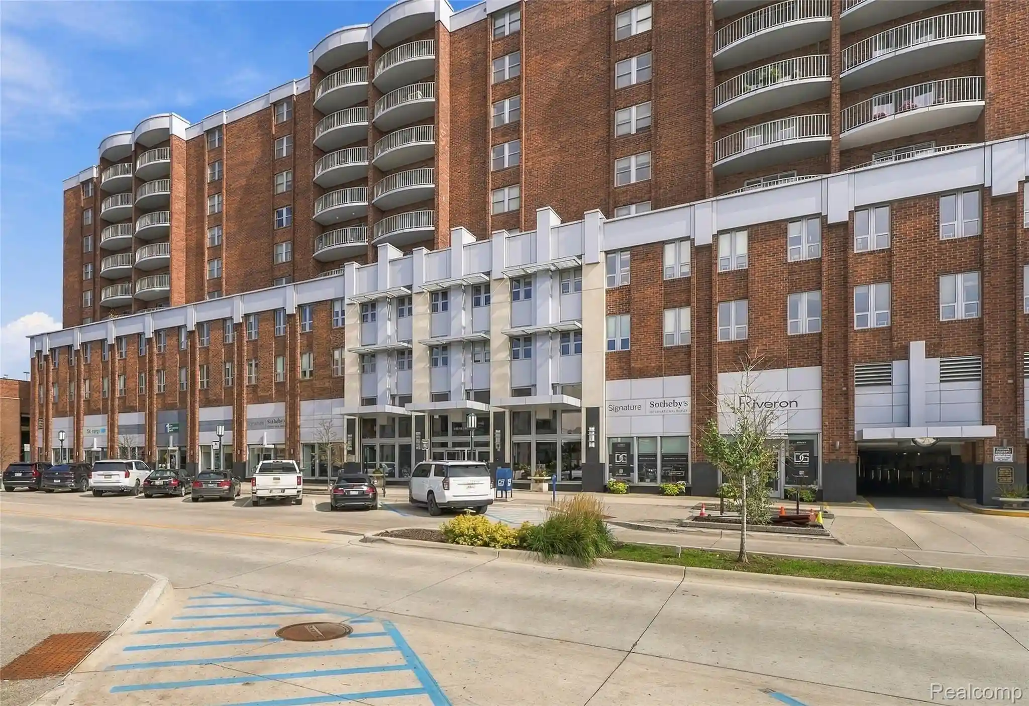 Listing Photo 1 - Condo for sale in 411 S Old Woodward Ave located at 411 S Old Woodward Ave, Birmingham, MI 48009 - Unit #813