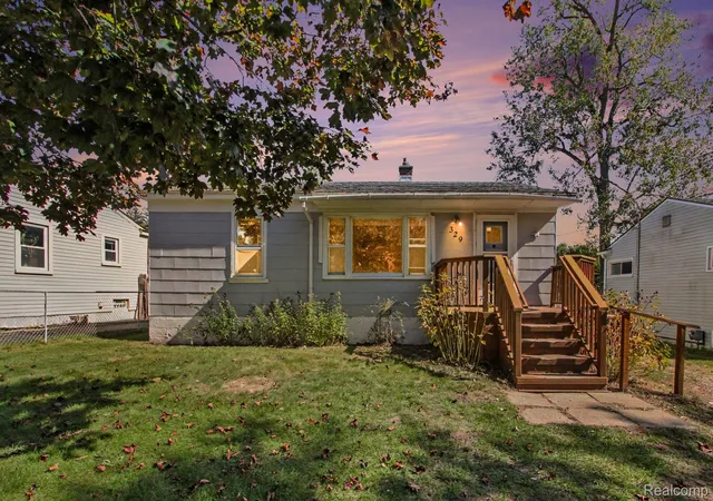 Photo 1 of Sale Pending at 329 Clayburn Blvd, Waterford, MI 48327 | MLS# 20261080966 | Listing updated on 2026-10-09