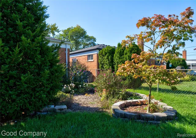 Photo 52 of Single family home for sale at 4529 Sudbury Dr, Warren, MI 48092 | MLS# 20261081001 | Listing updated on 2026-10-21